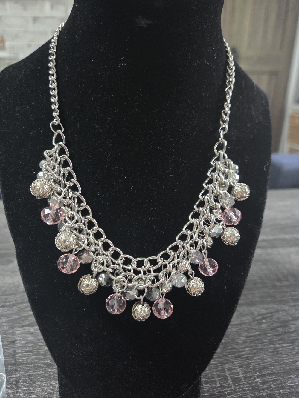 #157 paparazzi Silver-Tone Chain Necklace with Pink Crystal & Metallic Beads
